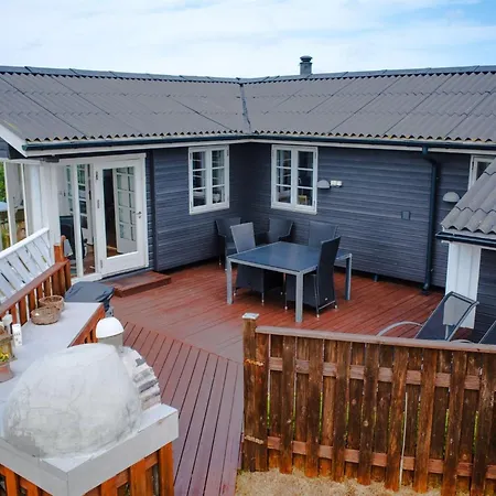 Algea - 300m From The Sea By Interhome
